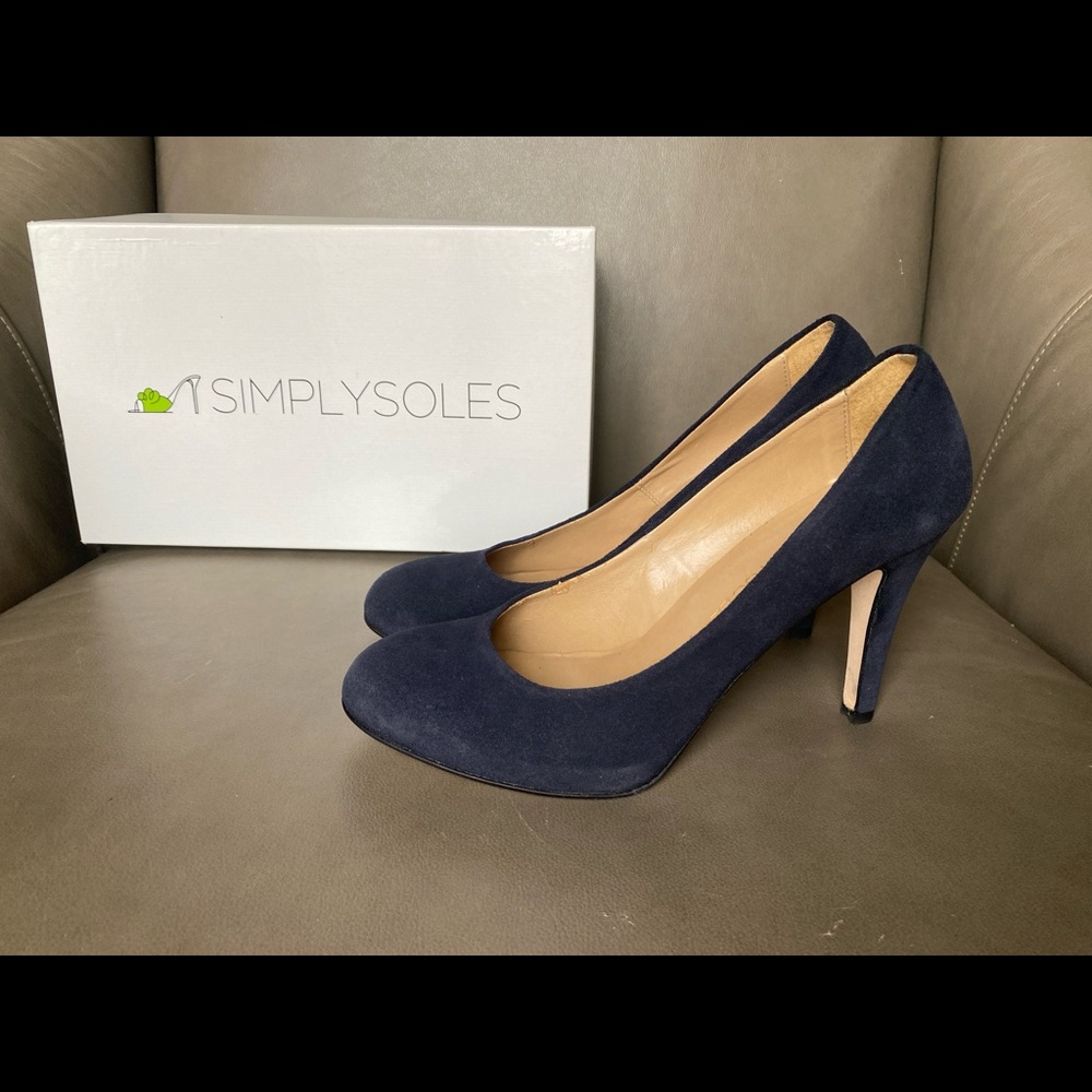 Simply Soles Navy Blue Pumps